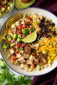Grilled Chicken And Quinoa Burrito Bowls With Avocado Salsa Cooking Classy Cuisine Raffinee Manger Sainement Repas