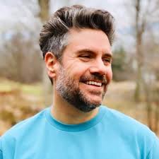 Gina Jacobson (@ginajcbsn)