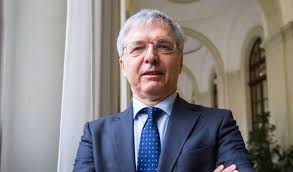 Nella bozza del decreto sostegno 2021 rialzo delle percentuali per calcolare i nuovi ristori: Decreto Sostegno 2021 O Indennizzi Cos E A Chi Spettano Gli Aiuti The Italian Times