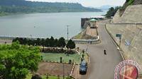 Air talaga bandung pun menjadi surut kembali. Berita Waduk Saguling Hari Ini Kabar Terbaru Terkini Liputan6 Com
