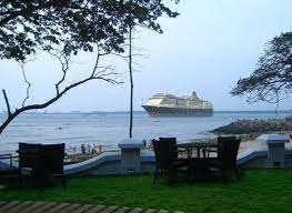 Panampilly nagar (5.45 km), chullickal (6.26 km), marine drive (6.69 km), kadavanthra (6.75 km), thevara (6.83 km) are the nearby areas to willingdon island. Willingdon Island Kochi Must Visit Tourist Place In Kerala