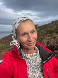 Retired traveler seeking house sitting opportunities