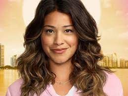 Petra's floral crop top and pants on jane the virgin. Jane The Virgin Staffeln Und Episodenguide Alle Infos Zur The Cw Dramedy Netzwelt