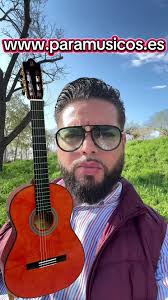 Aprende Guitarra Flamenca con Paramusicos