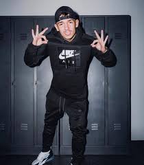 Capital bra)kontra k, capital bra • vollmond. Capital Bra Photos 11 Of 18 Last Fm