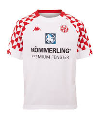 1990 war er die schlüsselfigur für den sieg der deutschen nationalelf bei der wm in italien. Calle Principal Siguenos Empleo Kappa Trikot Halcon Ventana Negar