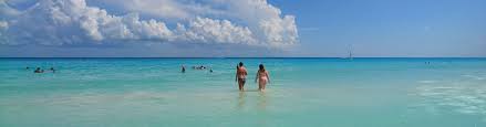 Il tempo a cancun a marzo è relativamente secco (con 26mm di precipitazioni durante 7 giorni). Clima De Playa Del Carmen En Marzo Tiempo Y Tablas Climaticas