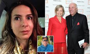 Kevin and linda o'leary are being sued for wrongful death by the family of one of the victims. Shark Tank Star Kevin O Leary And Wife Are Being Sued For Wrongful Death Over Fatal Boating Accident Daily Mail Online