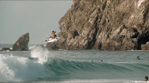 Subscribe to the wsl for more action: Italo Ferreira S Pre Season Warm Up Surfer Magazine