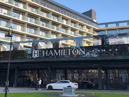 Das ostseebad swinemünde ist an dem mittleren mündungsarm der oder gelegen und befindet sich größtenteils auf der insel usedom. Das Hamilton In Swinemunde Ein Super Hotel Was Noch Einige Kleine Baustellen Hat Diese Storen Aber In Kleinster Weise Den Urlaub Foto Di Hamilton Conference Hotel Spa Wellness Swinoujscie Tripadvisor