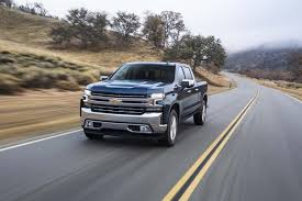 The silverado wt (or work truck) is sparsely equipped with manual windows and door locks, vinyl seats, an am/fm radio, air conditioning, and a manual transfer case (4wd models only). New And Used Chevrolet Silverado 1500 Chevy Prices Photos Reviews Specs The Car Connection