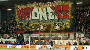 Het belangrijkste om een corona besmetting te voorkomen is om je handen te wassen volgens de richtlijnen van de who. Voetbalclubs Bieden Fans Compensatie Maar Hopen Vooral Op Solidariteit Nos