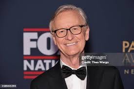 Steve Doocy's Instagram, Twitter & Facebook