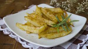 Pommes De Terre Au Paprika Et Au Romarin Cuites Au Four Recettes Faciles Recette En 2020 Recettes De Cuisine Pomme De Terre Recette Facile