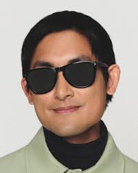 Knows Makers and Employees (2025)