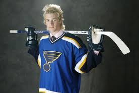 As mentioned above, patrik berglund has signed several contracts of massive amounts. Blues Sign Patrik Berglund To A 5 Year Contract Extension St Louis Game Time