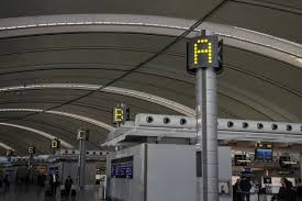 The spa provides a variety of facial and body treatments. Toronto Airport Hotels Near 0 Airport Hotel Reviews 10best