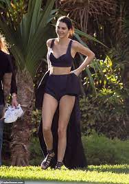Tik Tok Accidentally Verified A Fake Kendall Jenner Account Kendall Jenner Feet Kendall Jenner Kendall Jenner Outfits