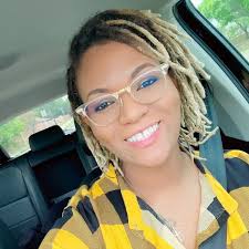 Just recently moved to DALLAS and I need a good hairstylist for natural,  color treated hair! My hair is natural but I dye my hair blonde. I need  someone who can dye