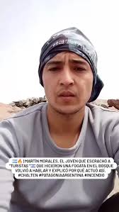 Luego de la muerte de su esposa, Matt Jones recorrió a pie 112 km por la  cordillera de Clwydian en Gales, con una nevera encima para cumplirle una  promesa a su esposa.