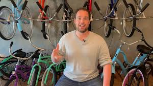 Schwinn Beach Cruiser Bikes Vs Sixthreezero Beach Cruisers Youtube