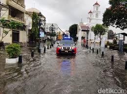 Sebagai informasi, banjir merendam wilayah kota semarang, jawa tengah, pada sabtu 6 februari 2021, setelah hujan deras mengguyur sejak jumat, 5 februari 2021 malam. Oltkgk Opya1zm