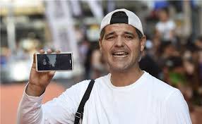 He also shot a standup special entre nos for hbo. Frank De La Jungla El Explorador Con Menos Pelos En La Lengua
