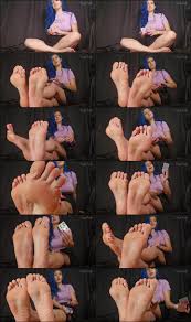 Freya Reign - Joi Card Game With Chastity Consequences - ManyVids -  FullHDMP4