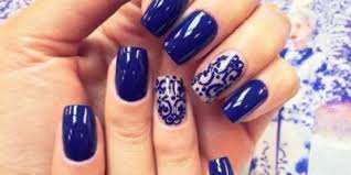 Uñas acrílicas decoradas con piedras. Unas Francesas O Unas French Decoradas Con Disenos Geniales Mejores Imagenes