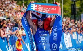 Francisco javier gómez noya (basilea, suiza, 25 de marzo de 1983) es un triatleta profesional español, cinco veces campeón mundial, en los años 2008, 1 2010, 2 2013, 3 2014 4 y 2015, 5 medalla de plata en los juegos olímpicos de londres 2012, 6 y cuatro veces campeón de europa, en los años 2007, 7 2009, 8 2012 9 y 2016. Kristian Blummenfelt El Test 10k Los Jj Oo Kona Y Sus Origenes Triatlonchannel Com