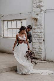 Burgundy And Black Fall Wedding Inspiration At Papiermuhle Homburg Junebug Weddings Wedding Inspiration Fall Fall Wedding Wedding Inspiration