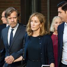 Lori Loughlin Is Now Facing A Lot More Jail Time Than Felicity Huffman -  Vogue Australia