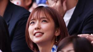 柴崎岳の妻・真野恵里菜、旅行で野生の鹿と遭遇！「さすがアントラーズ」と話題 - Imagen principal del artículo