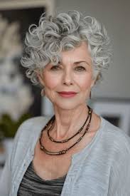 Malika Ramey (flyycurls)