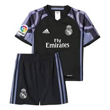 Real madrid club de fútbol, commonly referred to as real madrid, is a spanish professional football club based in madrid. Real Madrid Third Kit 2016 17 Boys