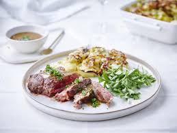 Recept Blonde D Aquitaine Steak Met Verrassende Gratin Dauphinois Recept Voedsel Ideeen Recept Gevulde Kalkoen Koken
