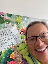 Hoop Sisters Quilt-In-The-Hoop Live Session with Trimmer by George