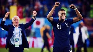 La partita tra francia e germania verrà trasmessa in diretta in chiaro su rai 1 (numero 1 e 501 hd del digitale terrestre), visibile poi anche su sky (canali sky sport uno, sky sport football e sky sport) per gli abbonati alla tv satellitare. Francia Germania Streaming E Probabili Formazioni Dove Vederla