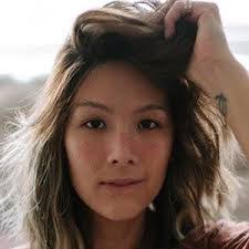 Stacie Hess's Instagram, Twitter & Facebook