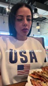 Jasmine Panama: Embracing Carb Cycling