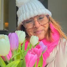 Dios bendiga siempre a los pastores Arturo y Keila ,que ministran en  nuestra amada congregación , que Dios nos permitió fundar en Santa Clara, a  Dios sea la Gloria