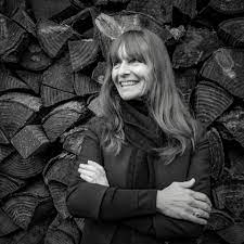 These real estate profiles, blogs and blog entries are provided here as a courtesy to our visitors to help them make an informed decision when buying or selling. Agents Wood Land Realty