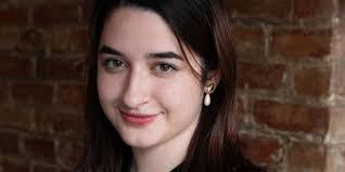 Anna Fern's Instagram, Twitter & Facebook