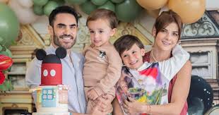 Carolina Cruz y Lincoln Palomeque sorprenden a sus seguidores con un  emotivo viaje junto a sus hijos - Infobae