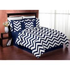 Combined in this set are two highly popular fabrics, a blue chevron zigzag fabric and large anchors. Sweet Jojo Designs Navy Blue And White Chevron Full Queen 3 Piece Comforter Set Overstock 13003862