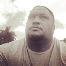 I'm gonna miss my Brother Reggie he use to call me[ Kolyon ] Before I  retired from the phone company I used to come by his house