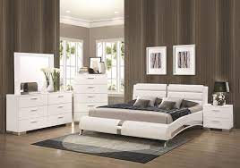 Felicity Glossy White Bedroom Set With Platform Bed Platform Bedroom Sets Modern Bedroom Set Modern Bedroom Furniture