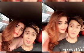 Mulanya, billy memilih diam dan tak menanggapi tudingan bahwa dirinya berselingkuh dengan hilda. Ogah Akui Pernikahan Video Hilda Vitria Cium Kriss Hatta Bertubi Tubi Jadi Sorotan