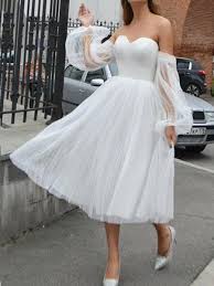 La robe mi longue rouge trouve sa place dans notre collection de robe midi rouge. Robe Mi Longue Scintillante A Manches Lanternes De Tulle Ondule Giuin