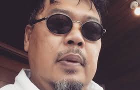 Mohamad bin mohamad khalid, known professionally as mamat khalid (born 6 april 1963) is a malaysian screenwriter, film director, and occasional actor. Mamat Khalid Kecewa 17 Puasa Bocor Di Laman Sosial